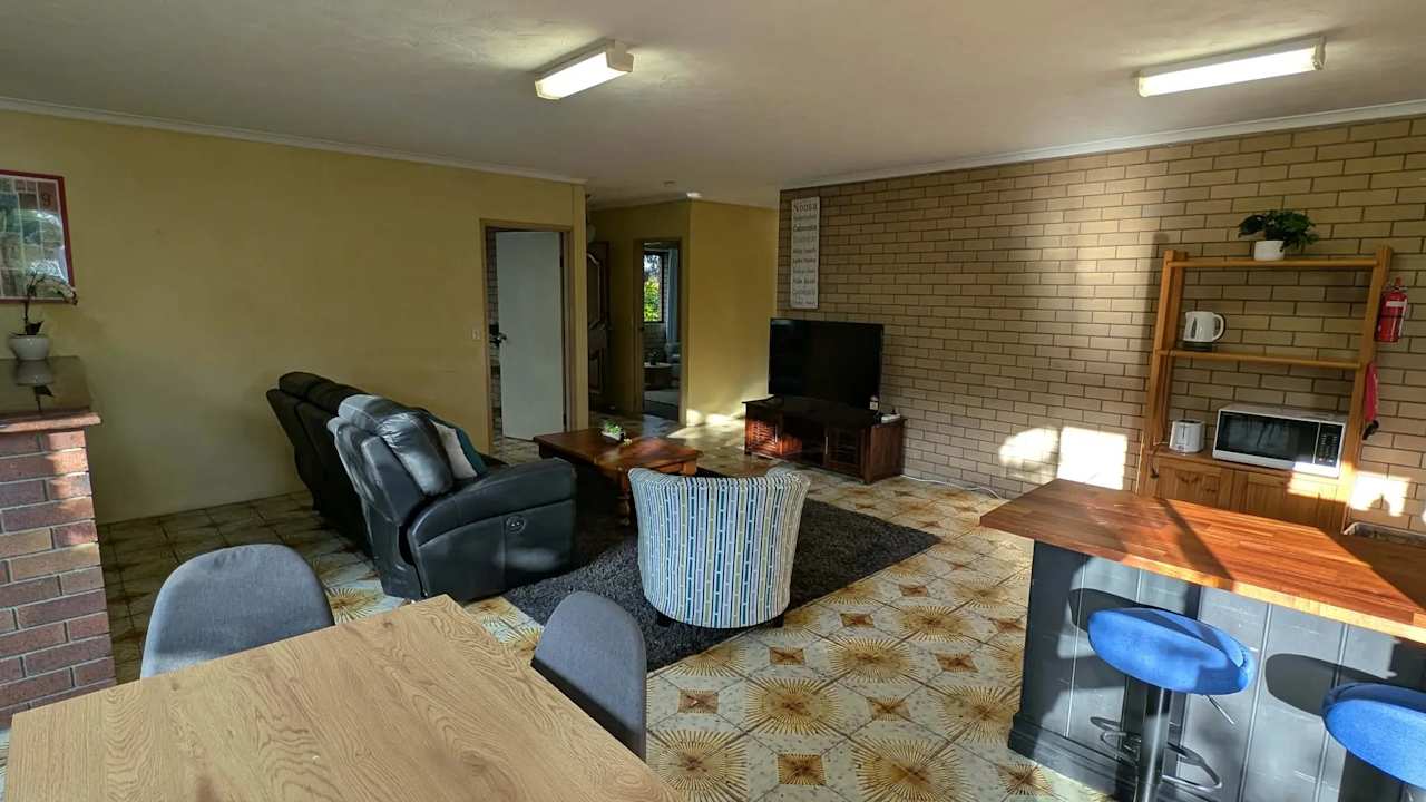 Furnished room granny flat for rent