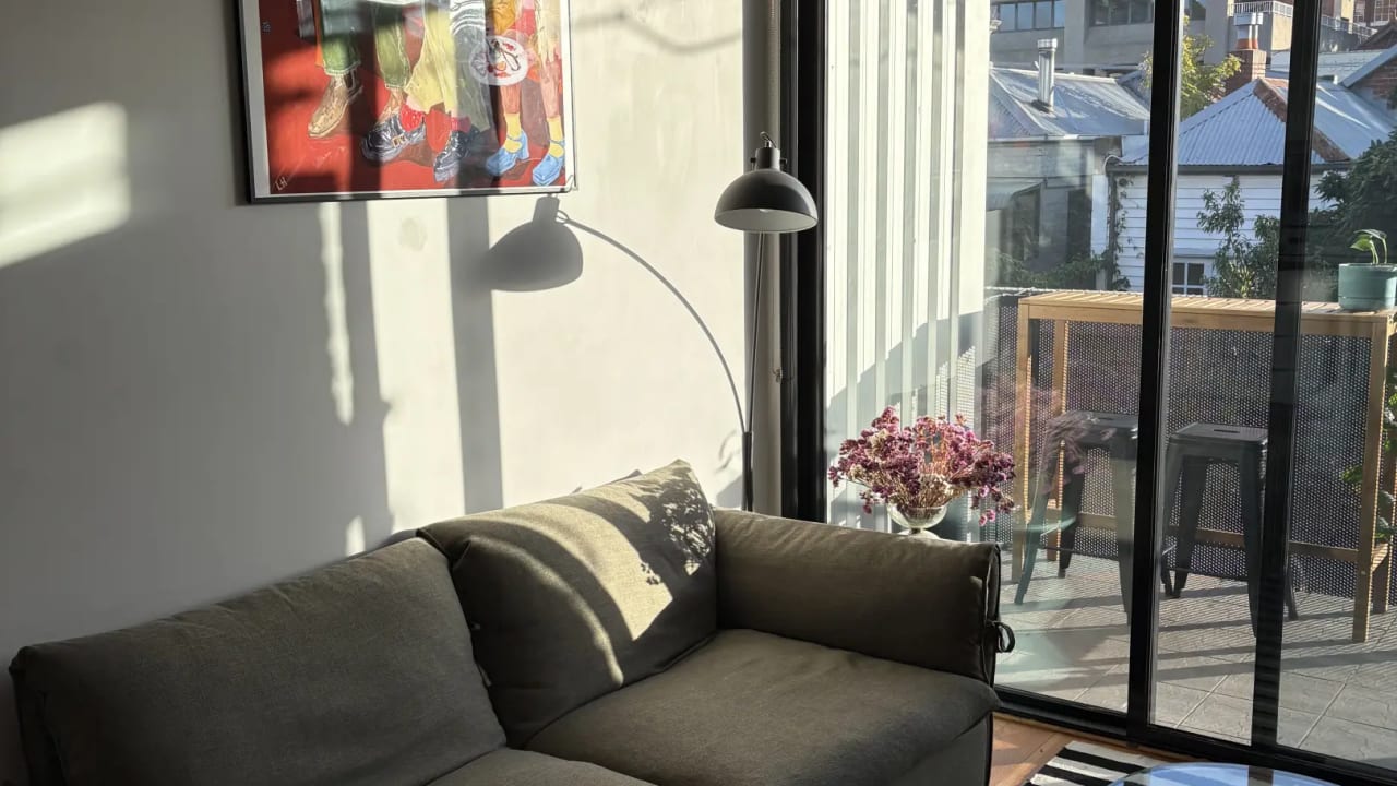 Unfurnished room in a flatshare