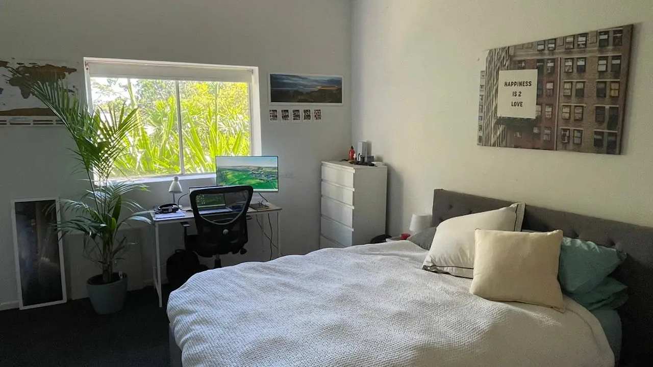 Furnished room with ensuite in a share house
