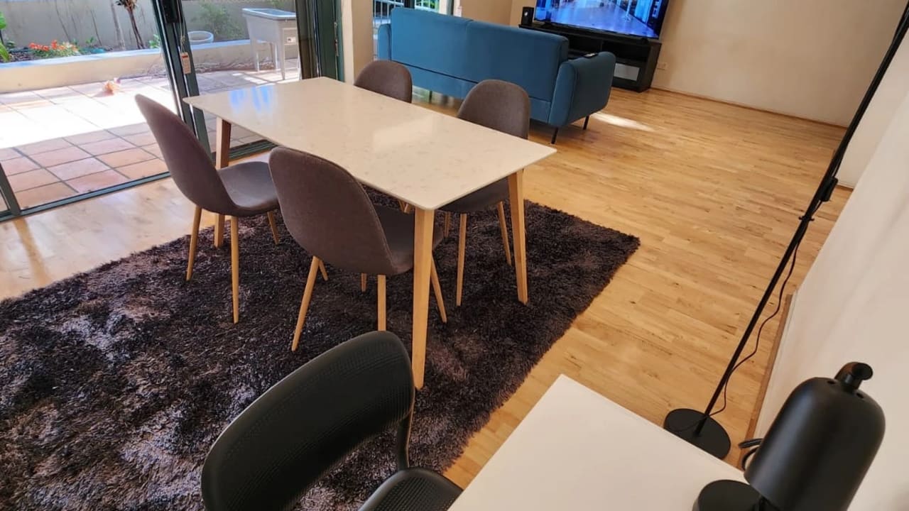 Furnished room with ensuite in a flatshare