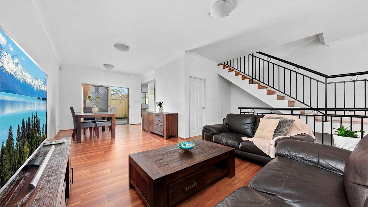 Unfurnished room in a share house