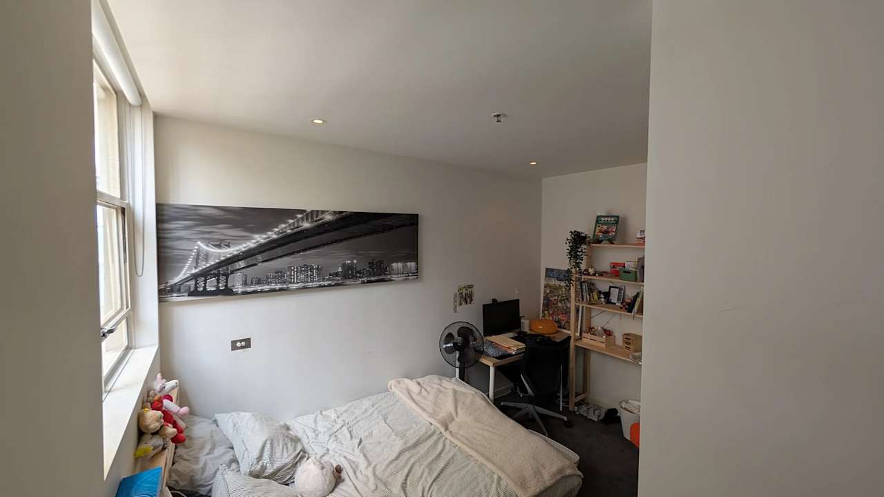 Unfurnished room in a flatshare