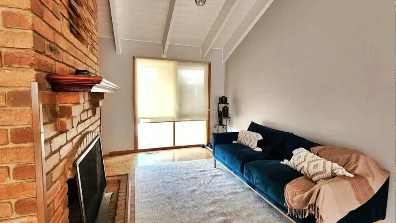 Furnished room with ensuite in a share house