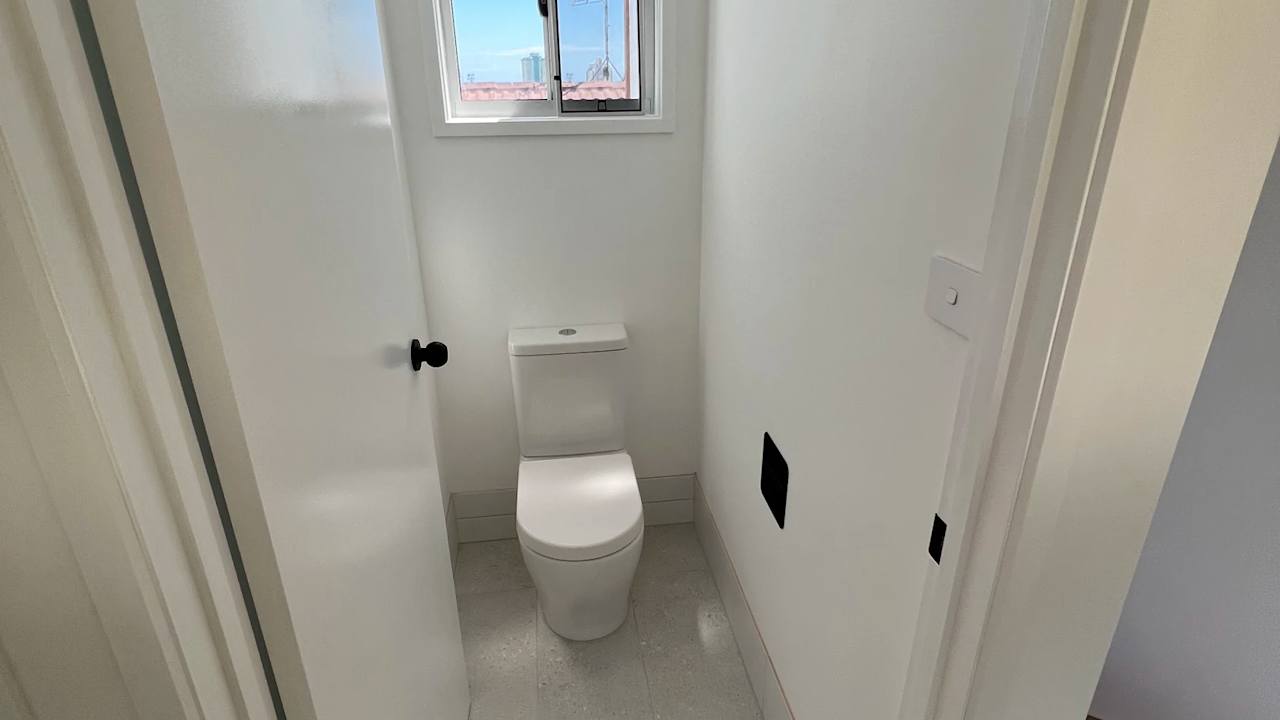Whole property with 2 rooms for rent