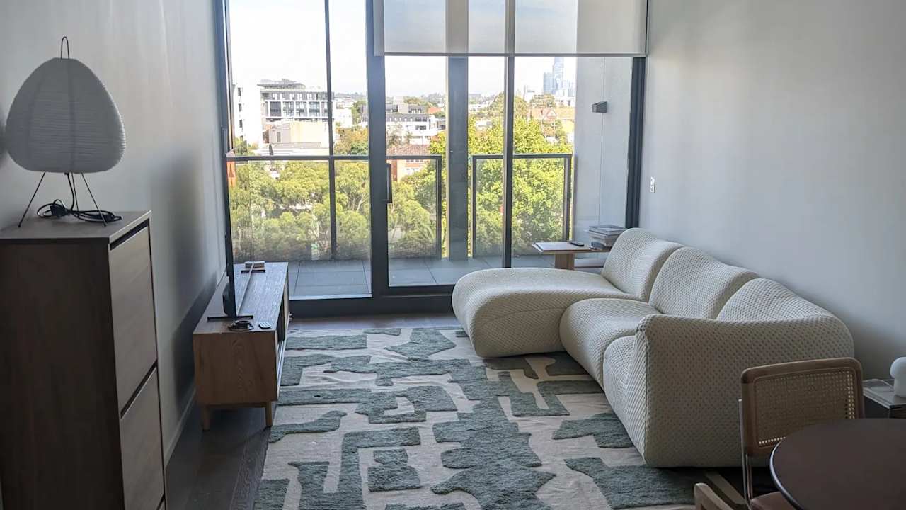 Unfurnished room with own bathroom