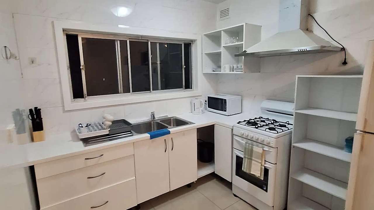 Whole property with 3 rooms for rent