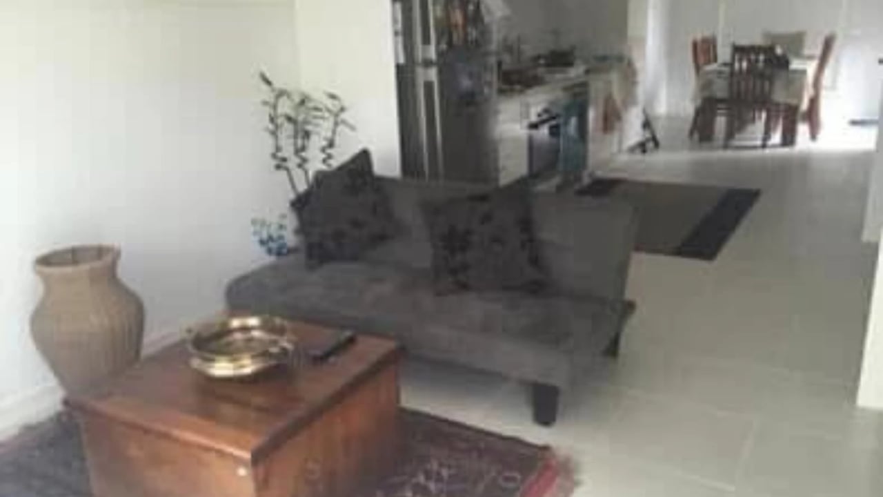 Unfurnished room in a share house