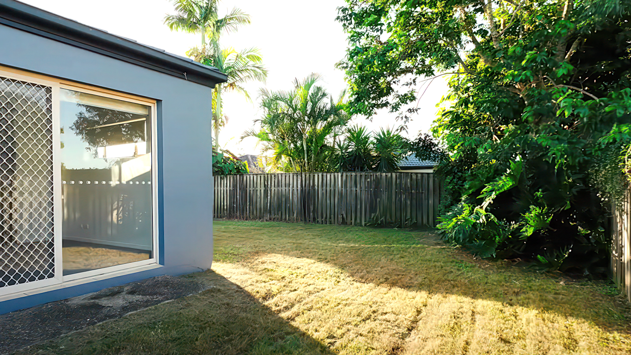 Whole property with 4 rooms for rent