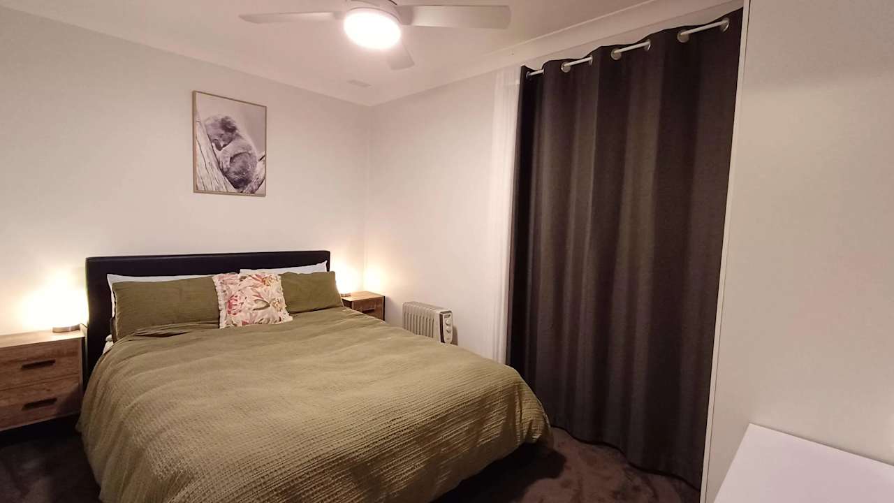 Room in a share house