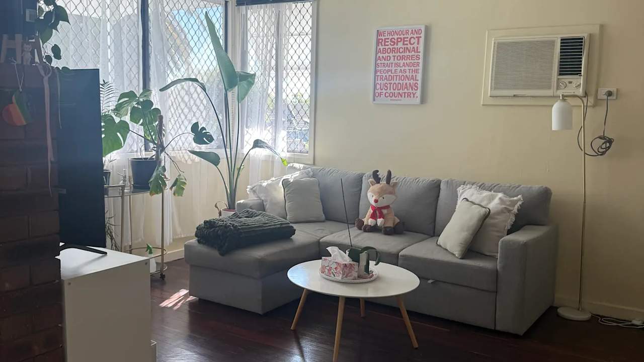 Unfurnished room with own bathroom