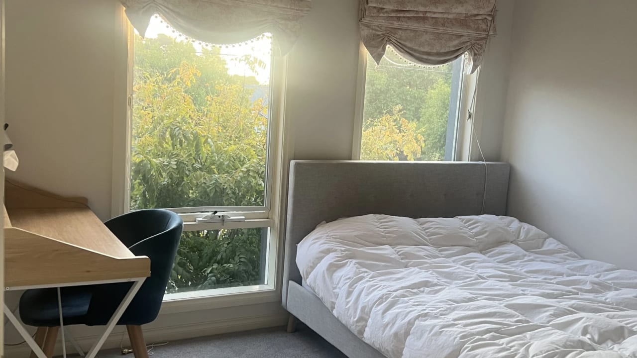 Furnished room with own bathroom