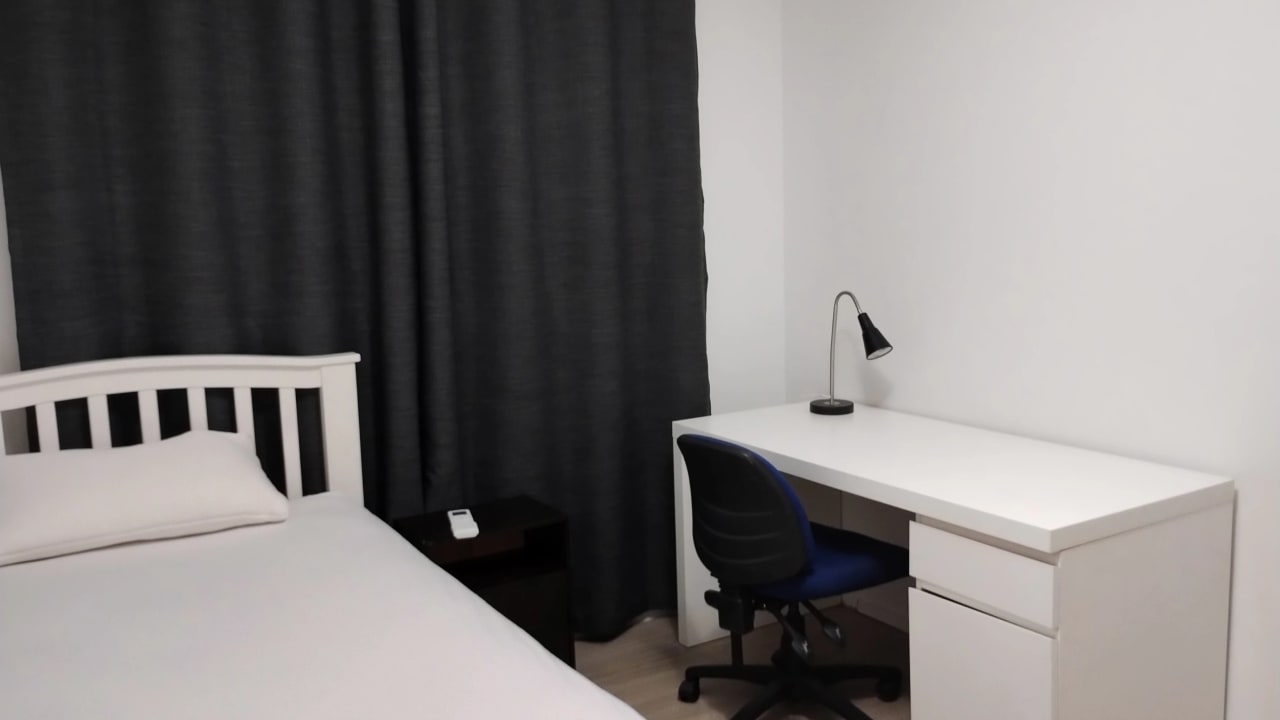 Furnished room in a share house