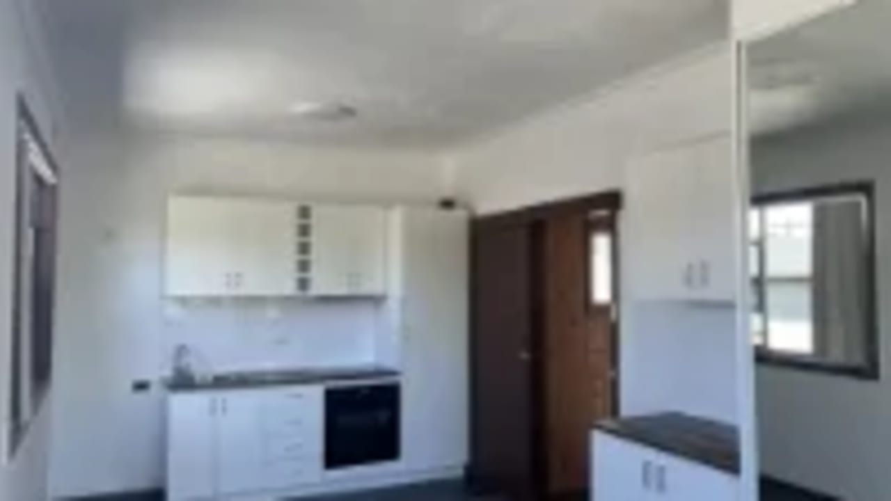 Room studio flat for rent