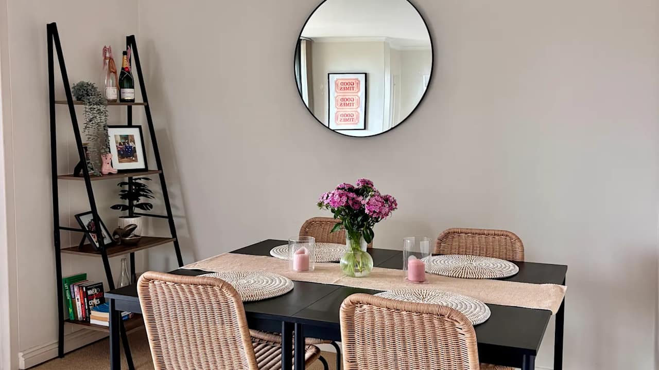 Unfurnished room in a flatshare