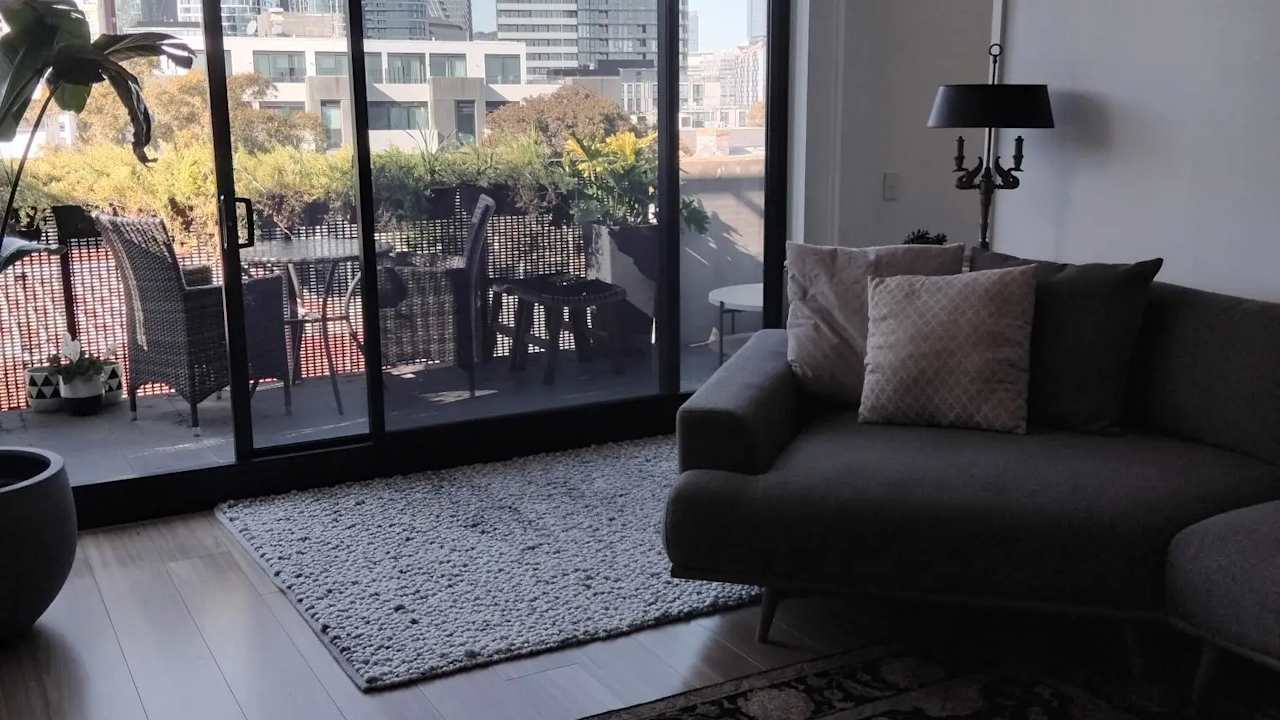 Furnished room with ensuite in a flatshare