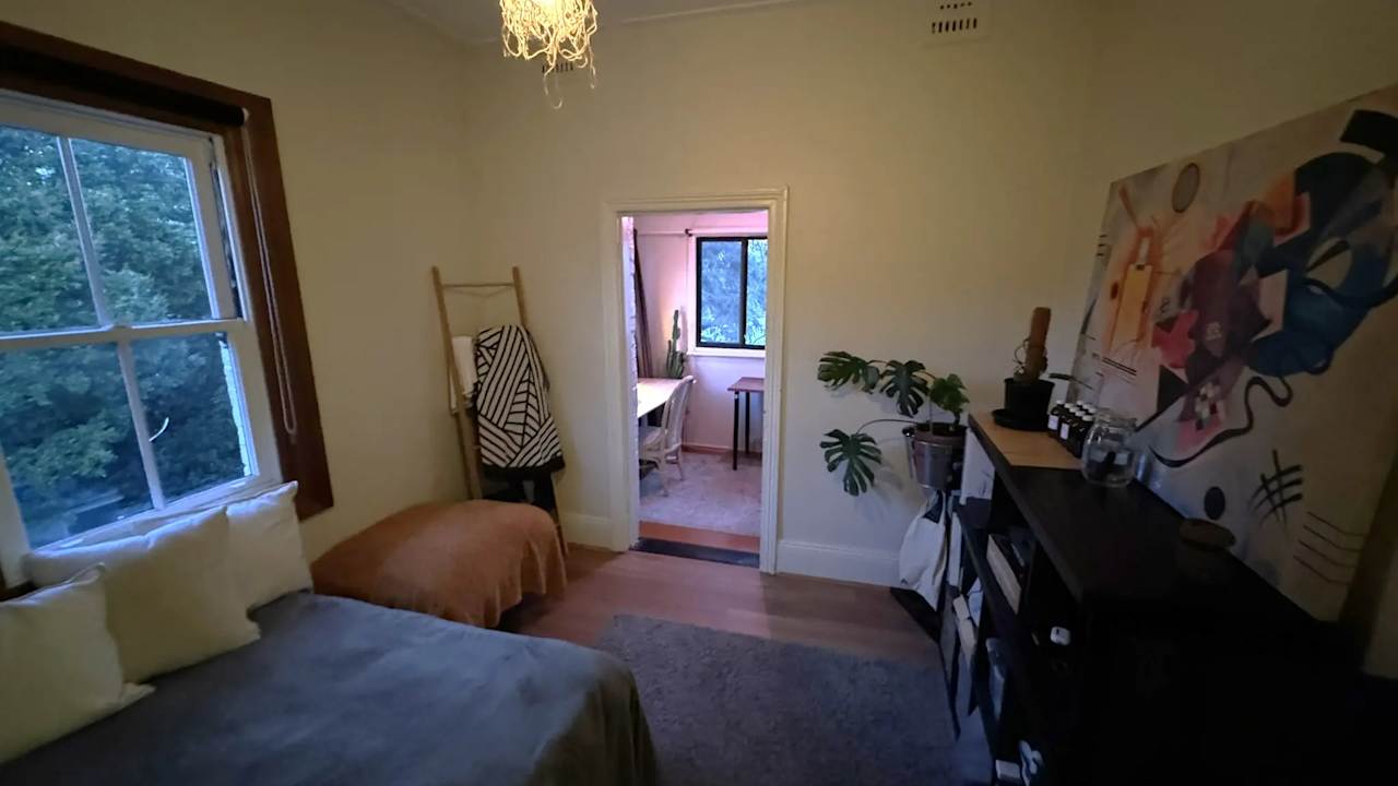 Furnished room in a share house