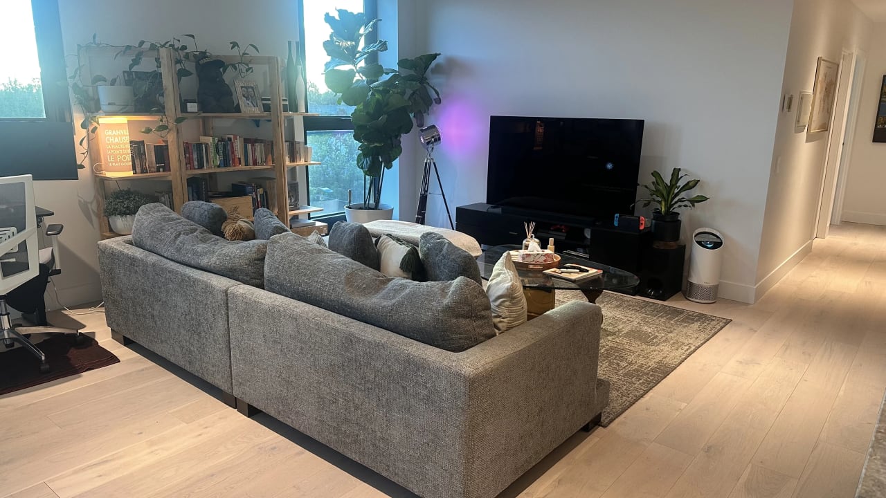 Furnished room in a flatshare
