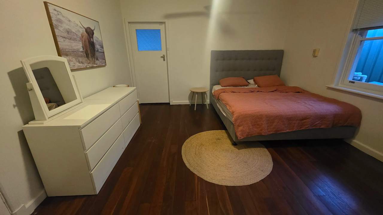 Furnished room in a share house