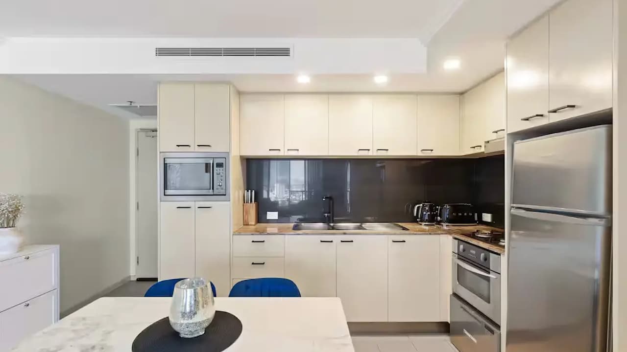Whole property with 2 rooms for rent
