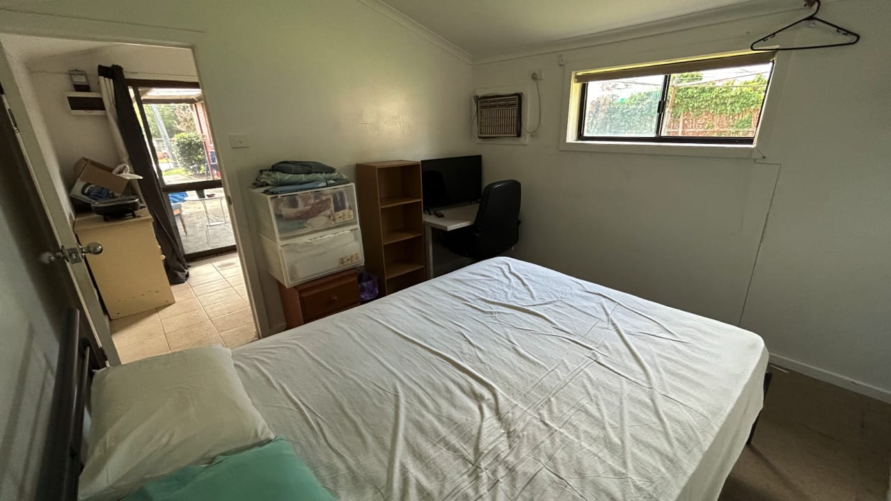 Furnished room granny flat for rent