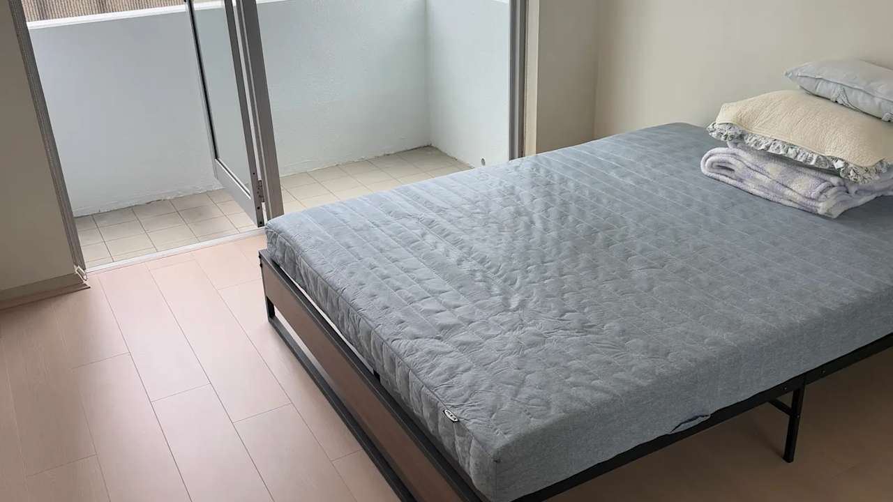 Furnished room with own bathroom