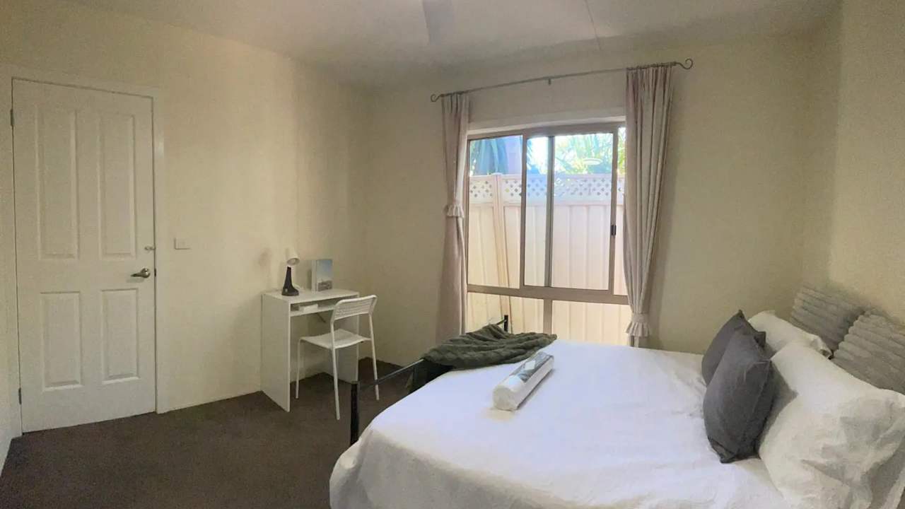 Furnished room in a share house