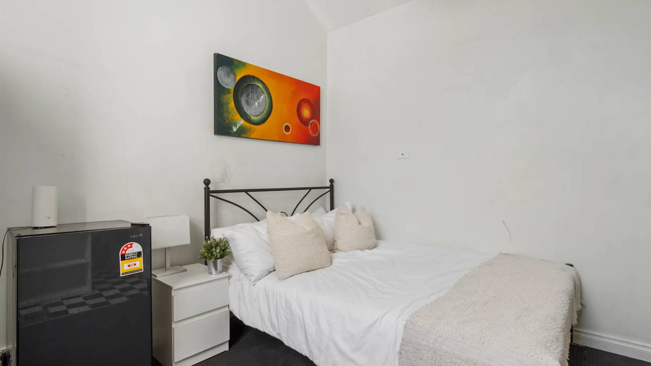 Furnished room studio flat for rent