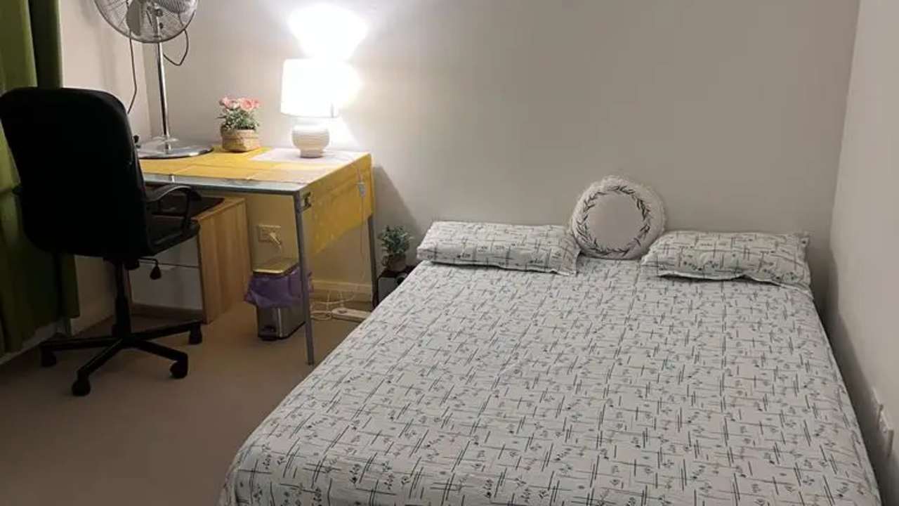 Room with ensuite in a flatshare
