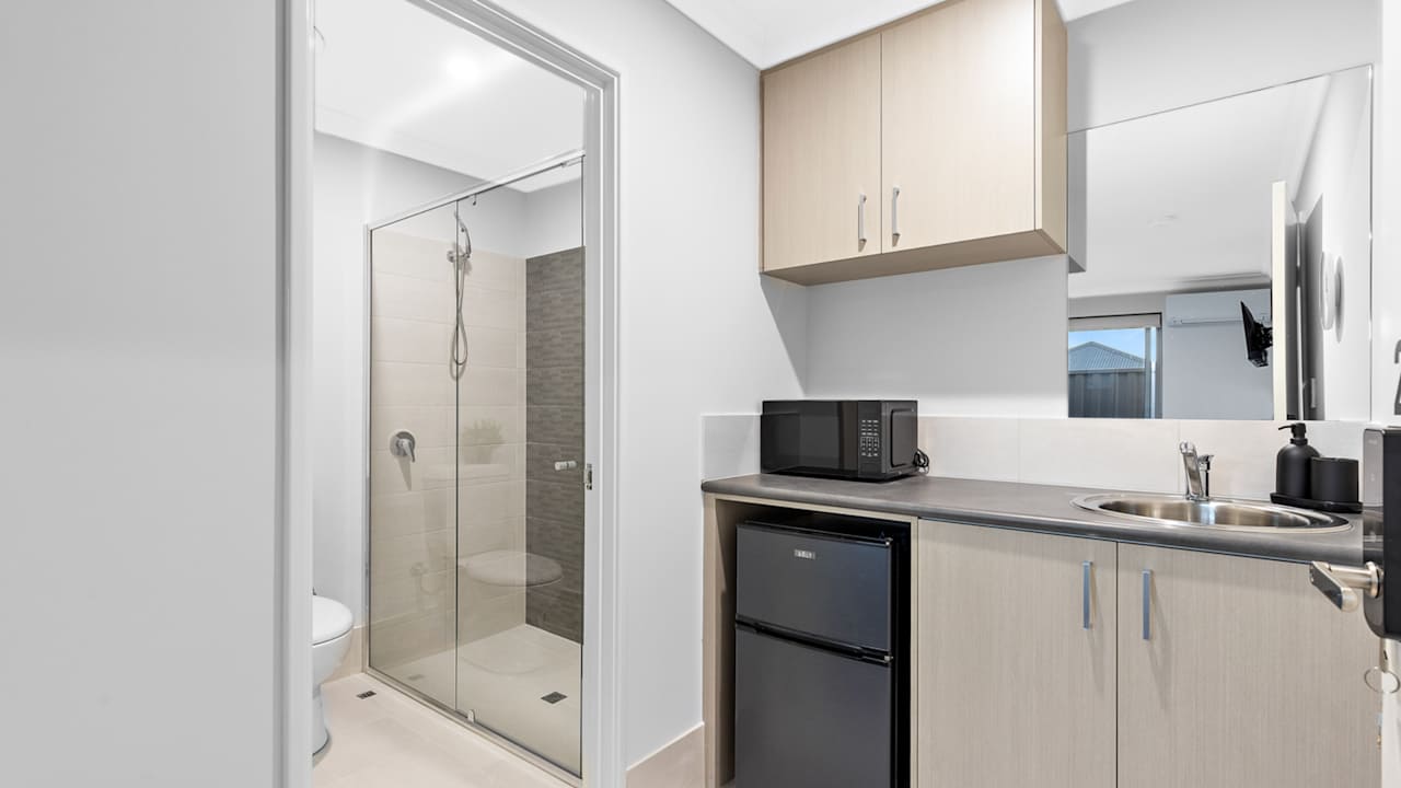 Furnished room with ensuite in a share house