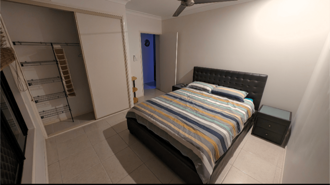 Furnished room in a share house