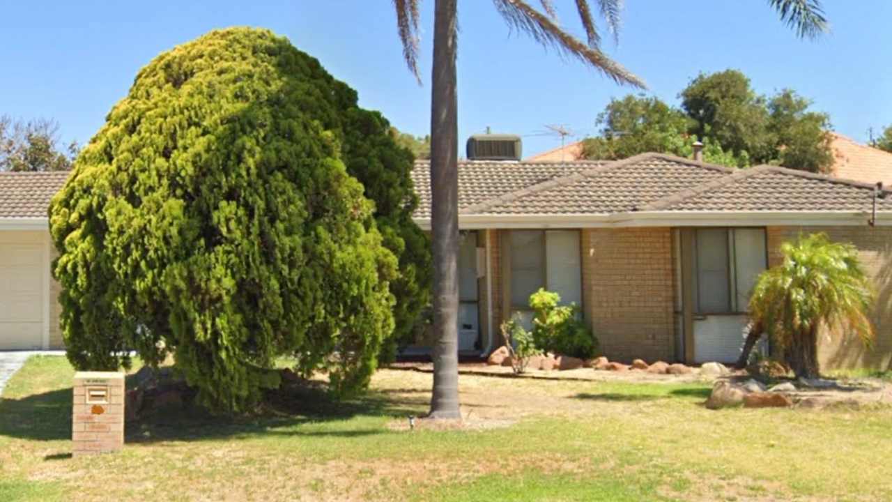 Whole property with 3 rooms for rent