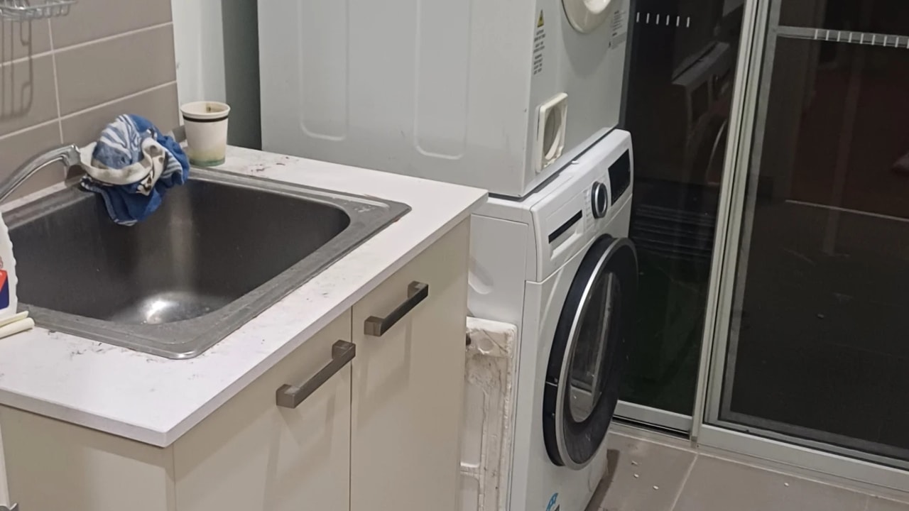 Room in a share house