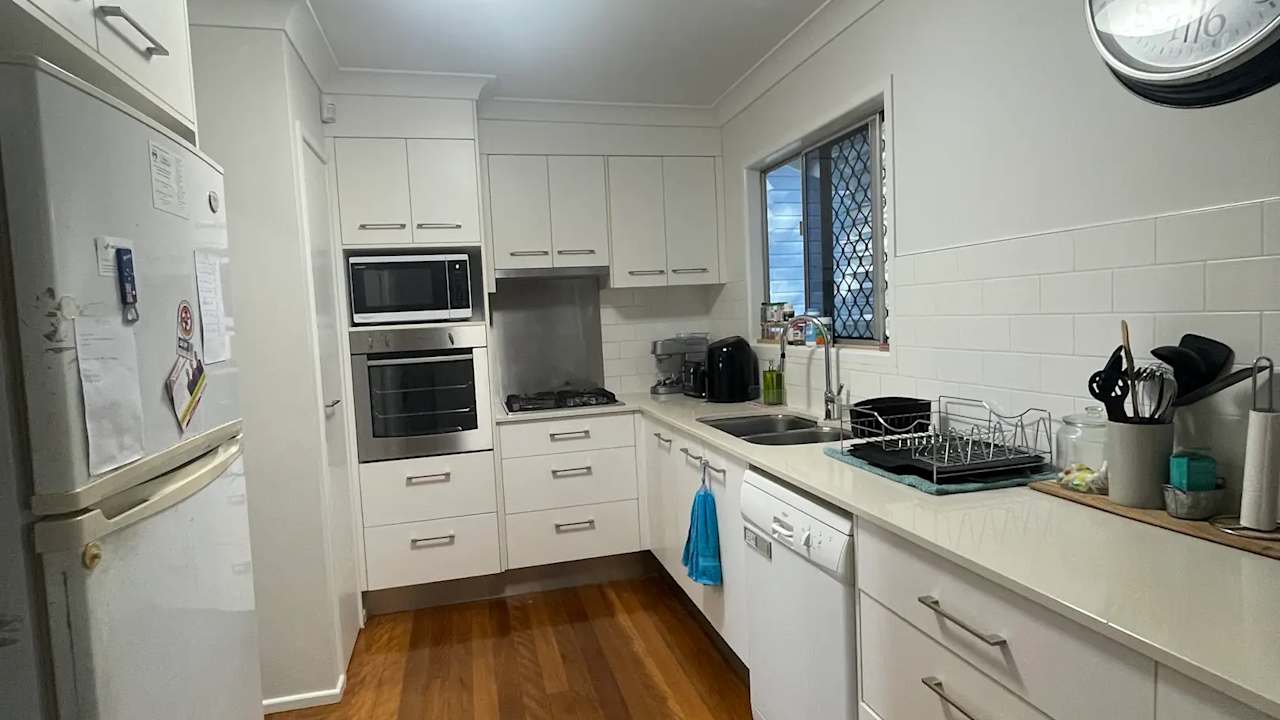 Unfurnished room in a share house