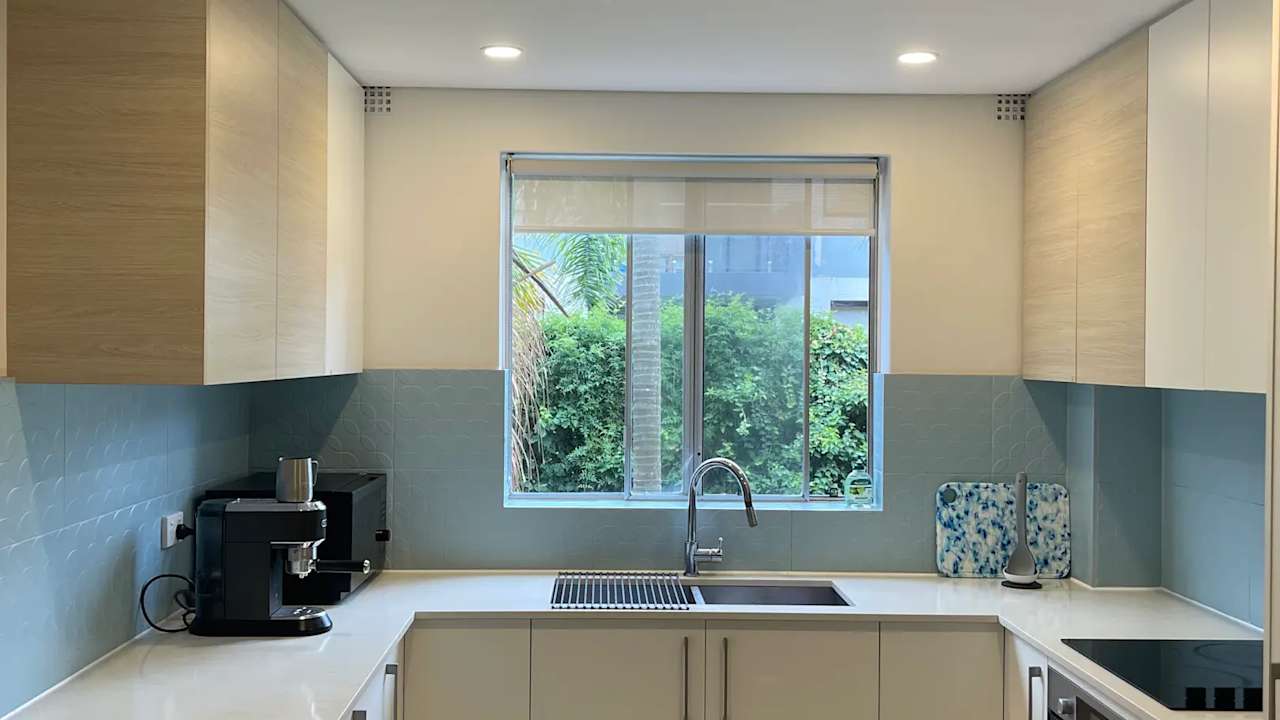 Unfurnished room in a flatshare