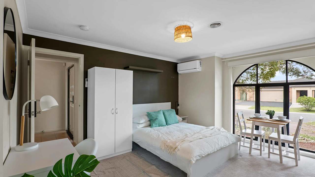 Furnished room with own bathroom