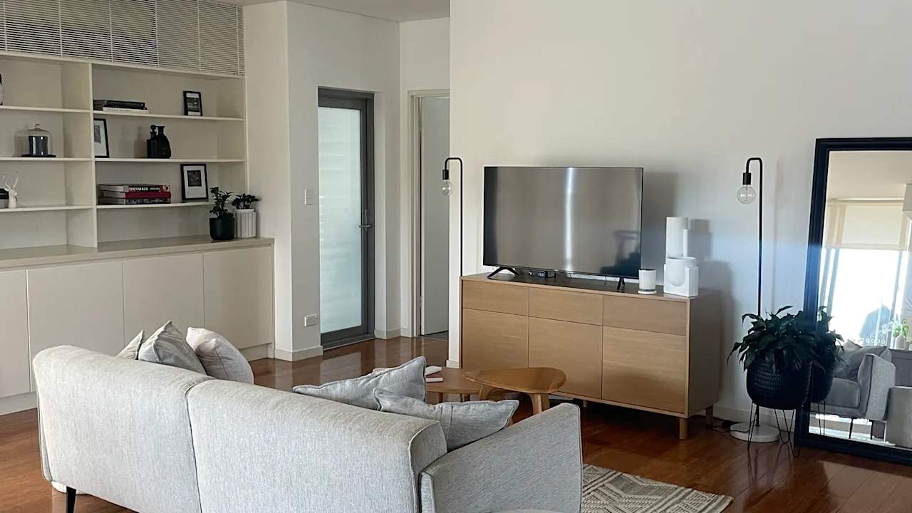 Unfurnished room with own bathroom