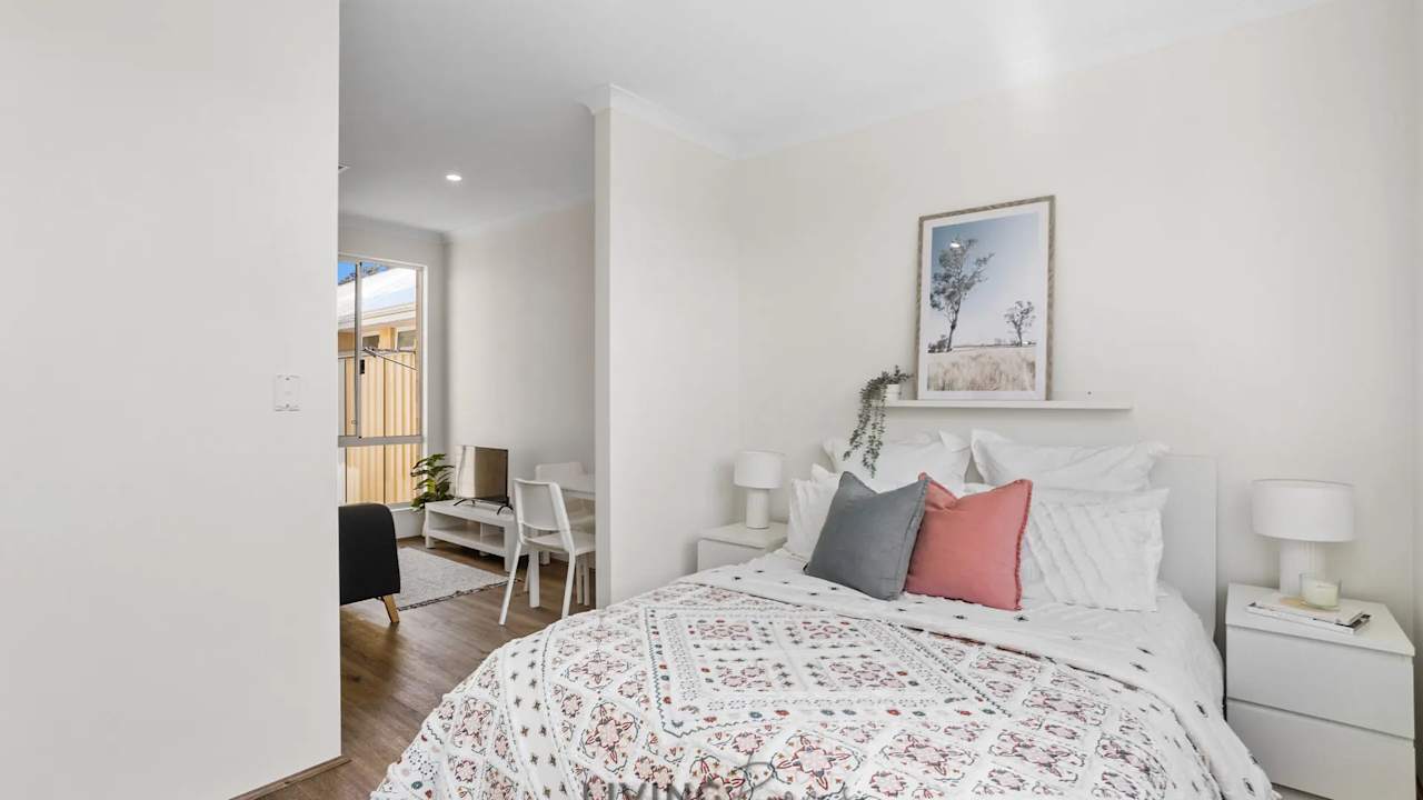 Furnished room with ensuite in a share house