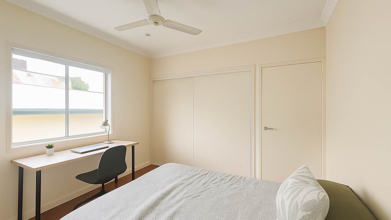 Furnished room with own bathroom