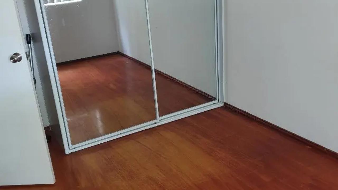 Unfurnished room in a flatshare