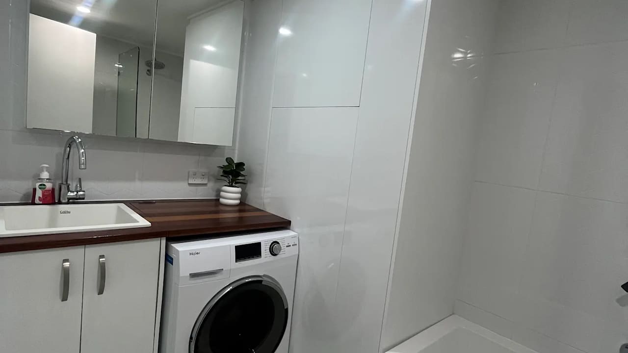 Unfurnished room with own bathroom
