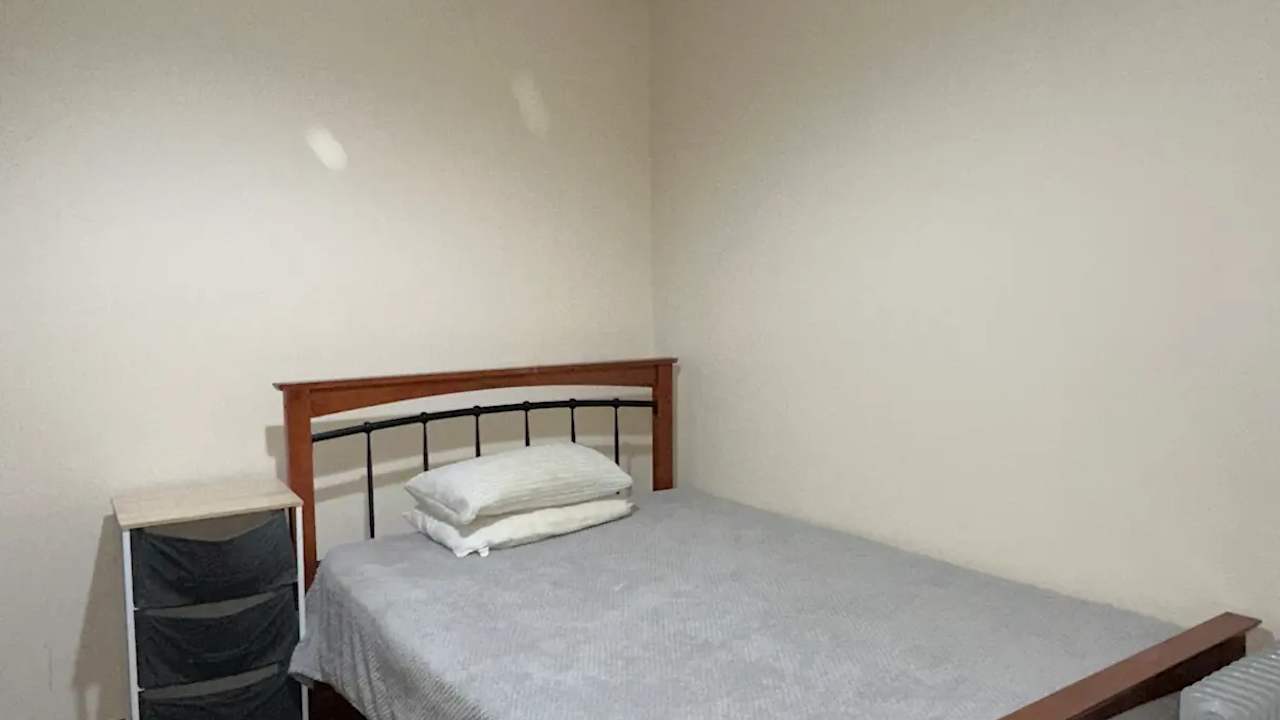 Furnished room in a share house
