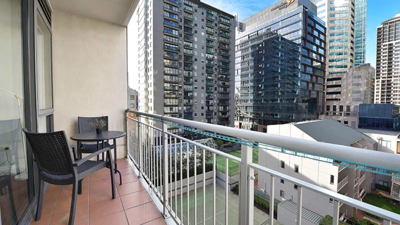 Whole property with 3 rooms for rent