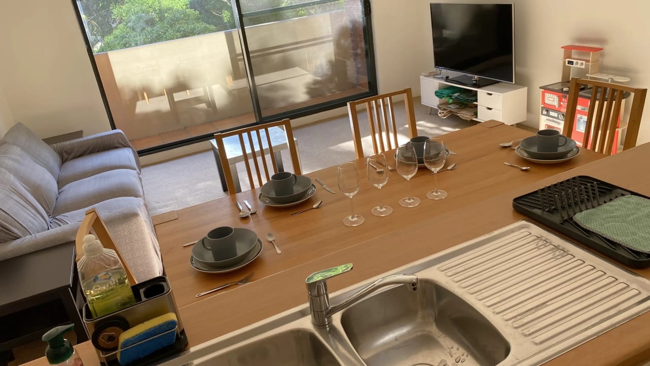Whole property with 2 rooms for rent