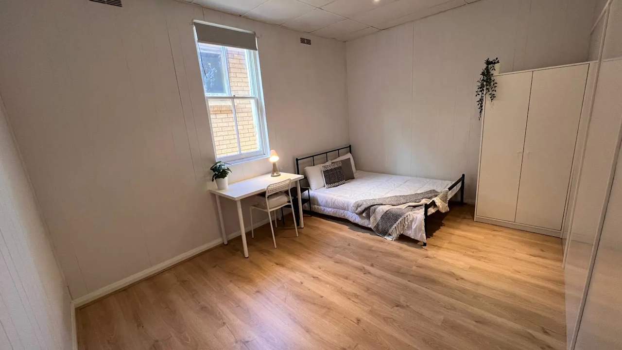 Furnished room in a flatshare