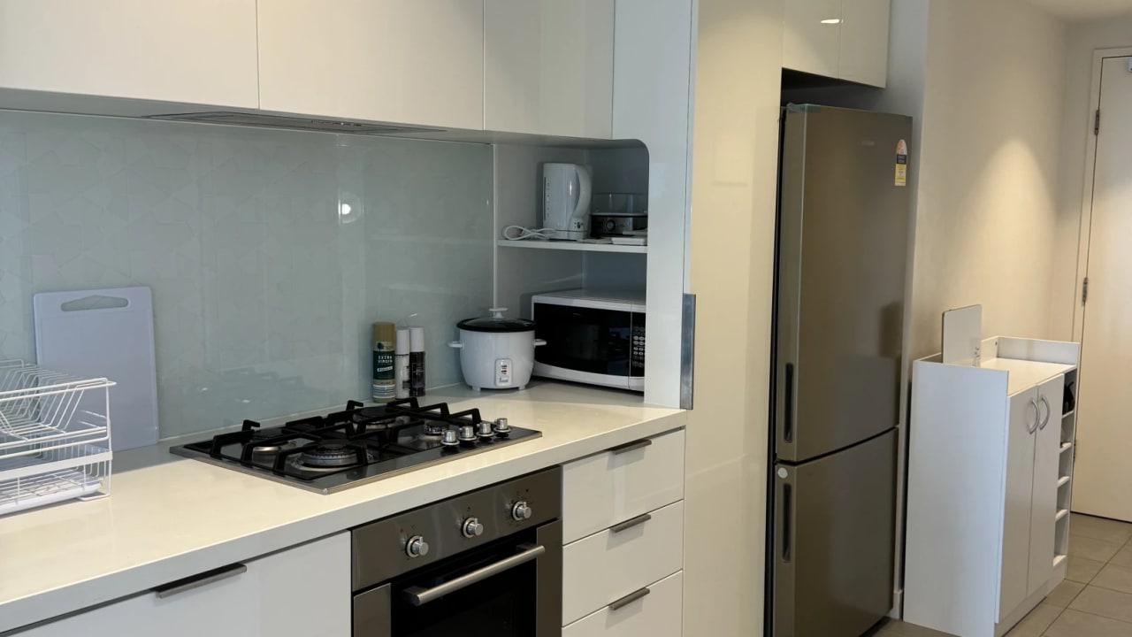Furnished room in a flatshare