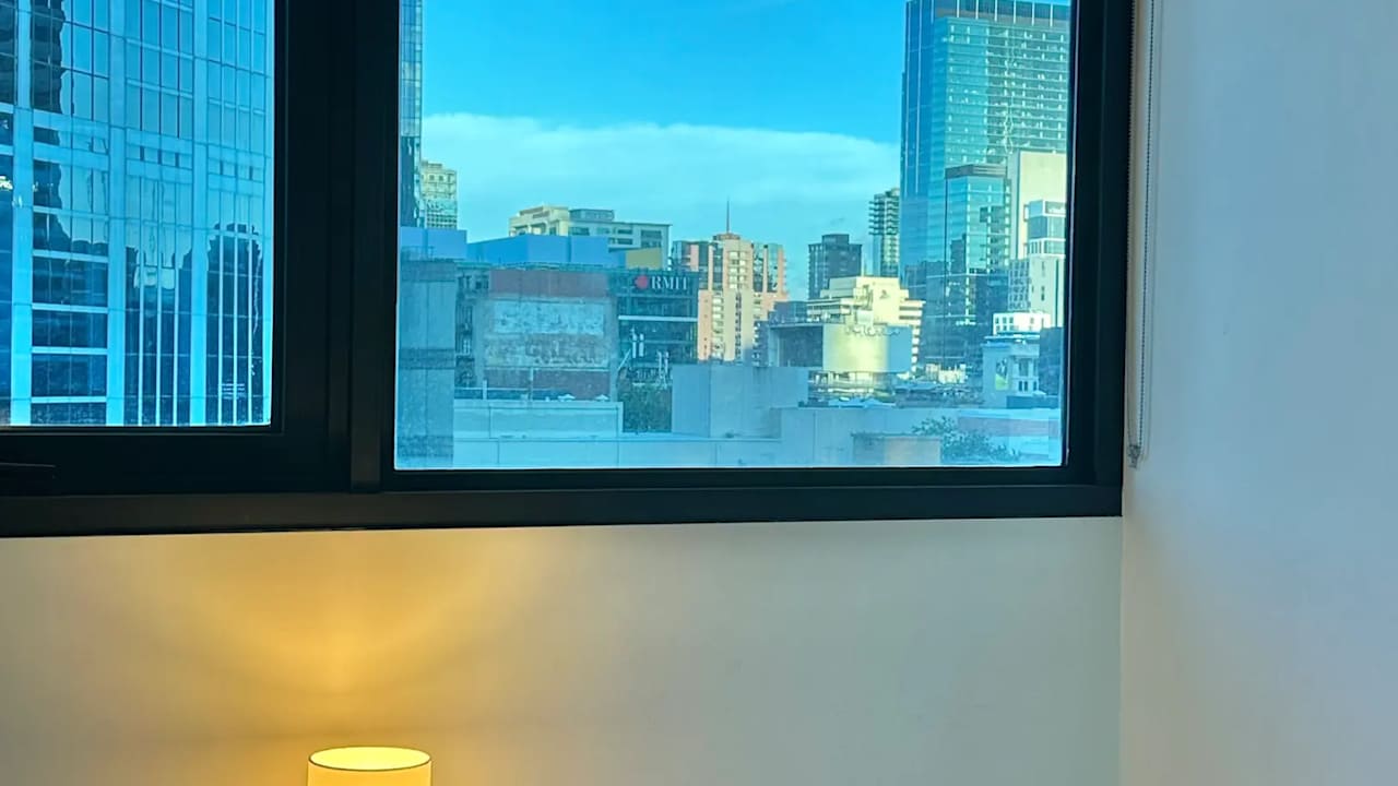Furnished room with ensuite in a flatshare