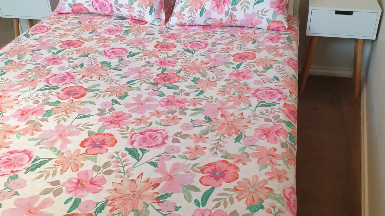 Furnished room with own bathroom
