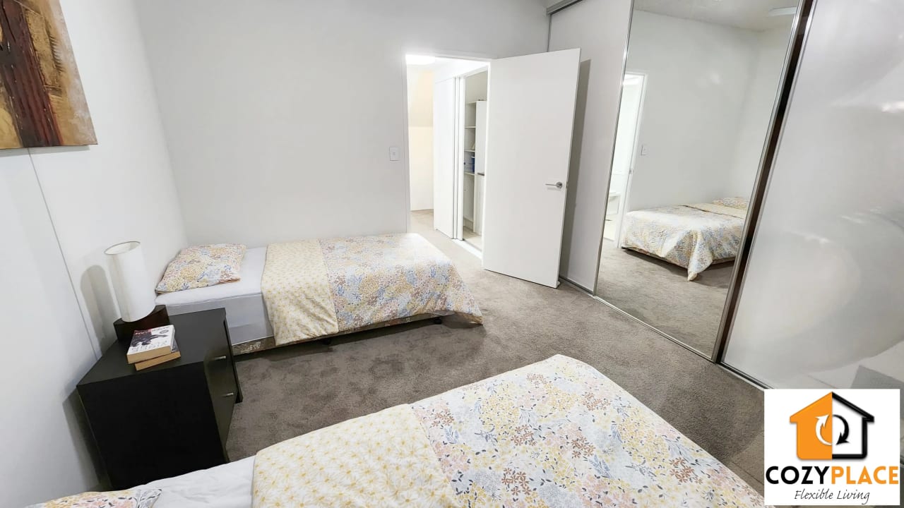 Furnished room in a flatshare