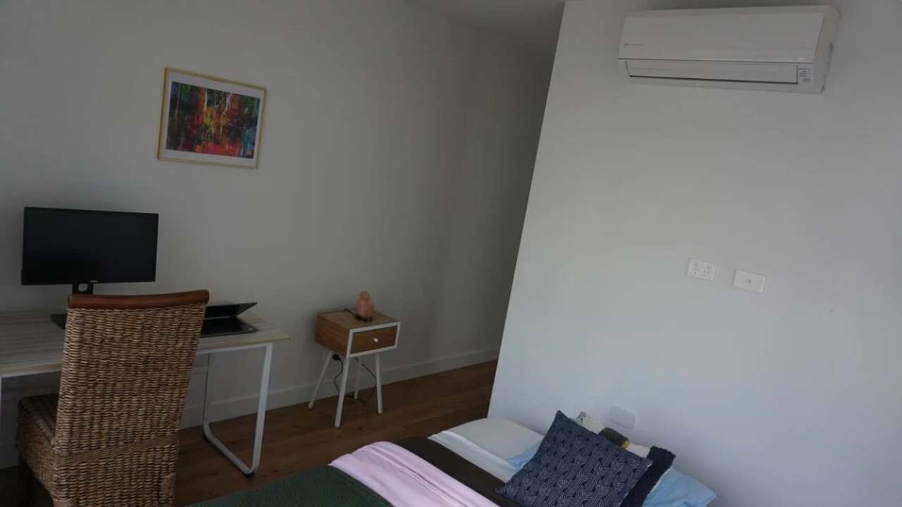 Furnished room with own bathroom