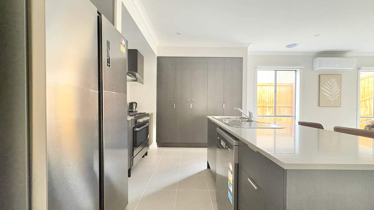 Furnished room with ensuite in a share house